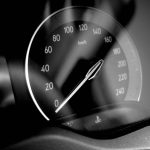 O Velocimetro Mostra a Velocidade Atual Do Veiculo clYM_2IF Lg